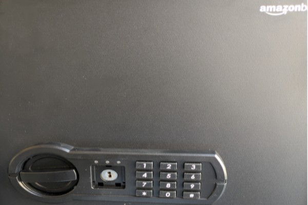 テンキー式金庫　鍵解錠　豊川市